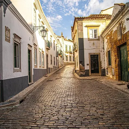 Casa Do Arco Da *